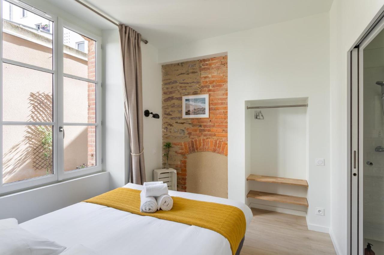 Les Carmelites - Appartements Dans L'Hyper-Centre De Rennes Exteriör bild