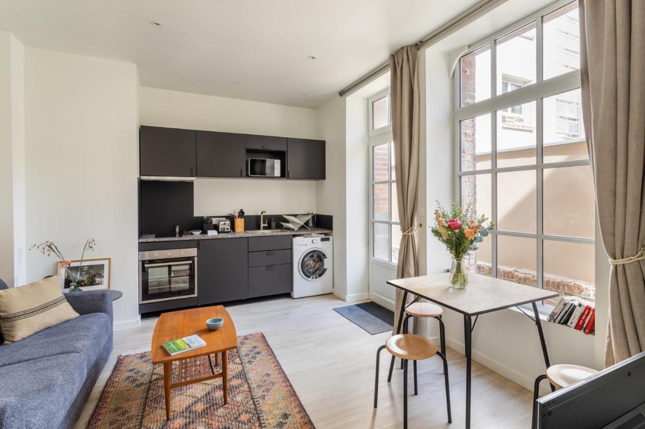 Les Carmelites - Appartements Dans L'Hyper-Centre De Rennes Exteriör bild
