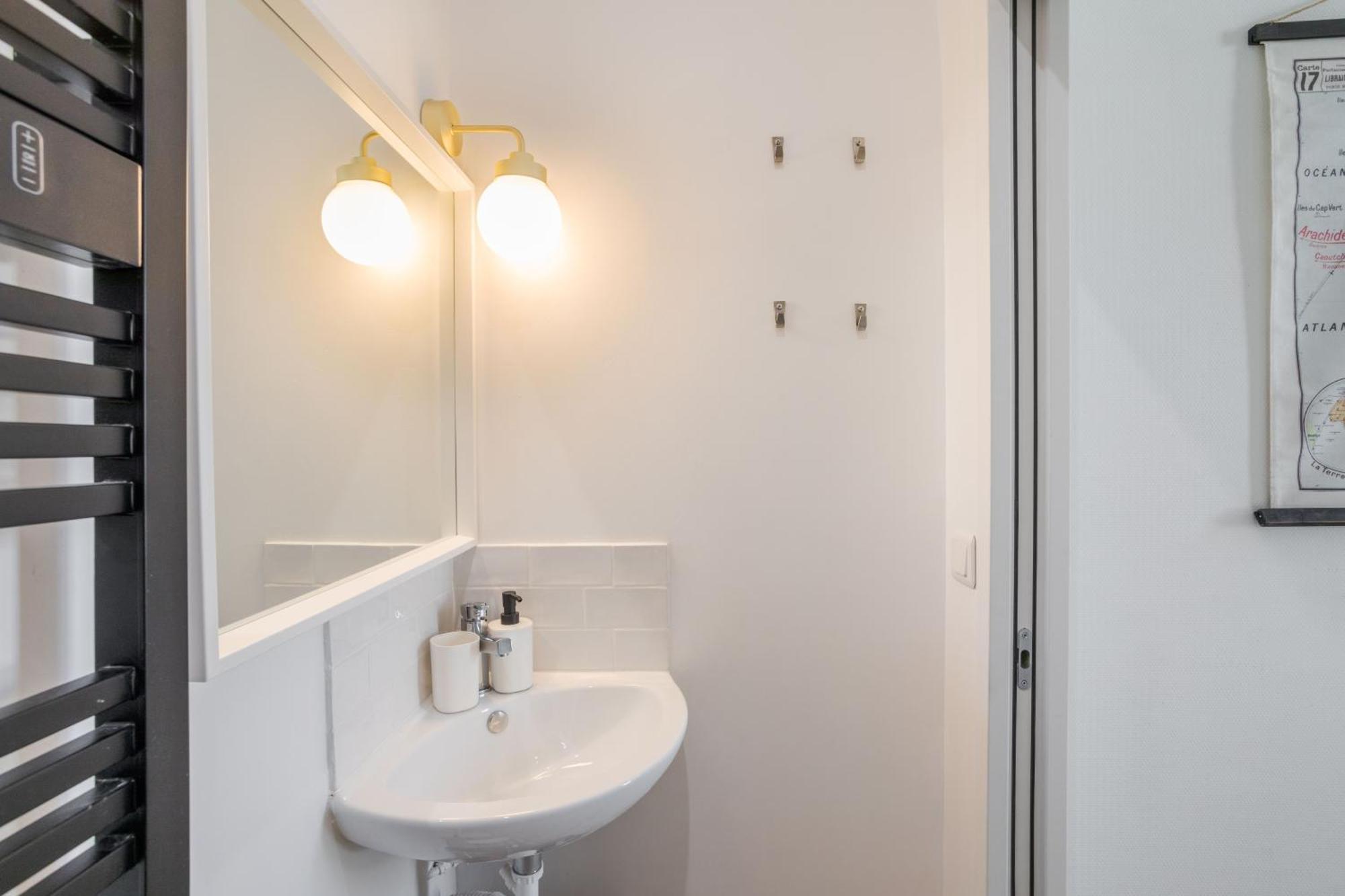 Les Carmelites - Appartements Dans L'Hyper-Centre De Rennes Exteriör bild